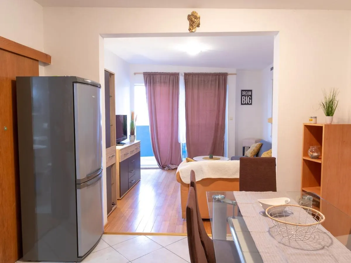 Luxury Apartment In Ancient City Split